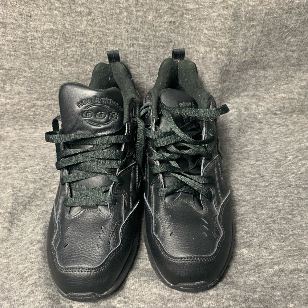 New Balance 608 v5 Shoes Mens Size 11 Black 4E Leather Sneakers Restaurant